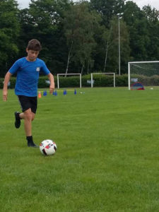 FOOTBALL WINNERS ACADEMY - indywidualny trening piłkarski dla dzieci, Akademia Piłkarska Warszawa http://footballwinners.pl