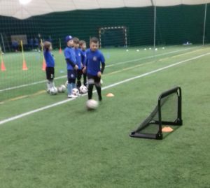 FOOTBALL WINNERS ACADEMY - indywidualny trening piłkarski dla dzieci, Akademia Piłkarska Warszawa http://footballwinners.pl