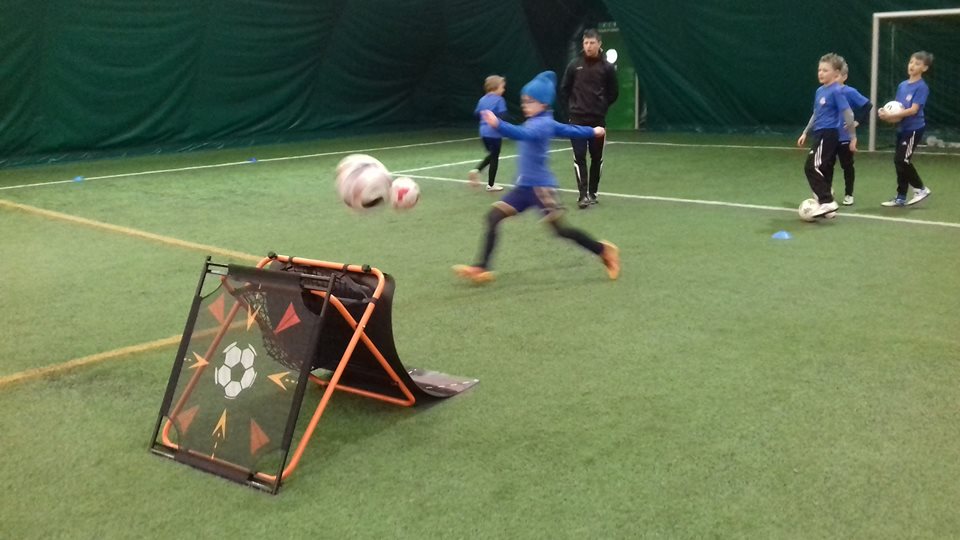 FOOTBALL WINNERS ACADEMY - indywidualny trening piłkarski dla dzieci, Akademia Piłkarska Warszawa http://footballwinners.pl