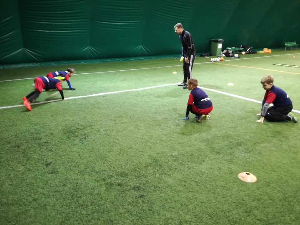 FOOTBALL WINNERS ACADEMY - indywidualny trening piłkarski dla dzieci, Akademia Piłkarska Warszawa http://footballwinners.pl