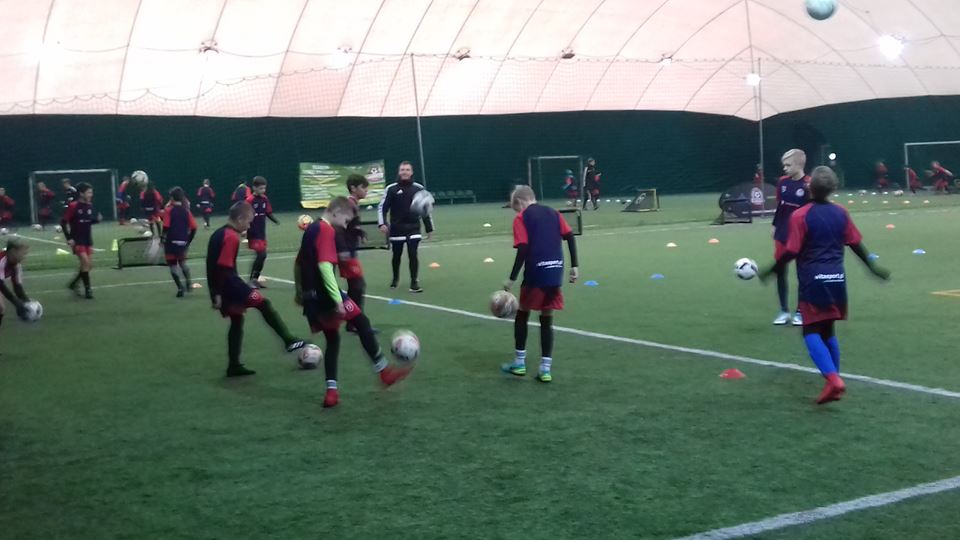 FOOTBALL WINNERS ACADEMY - indywidualny trening piłkarski dla dzieci, Akademia Piłkarska Warszawa http://footballwinners.pl
