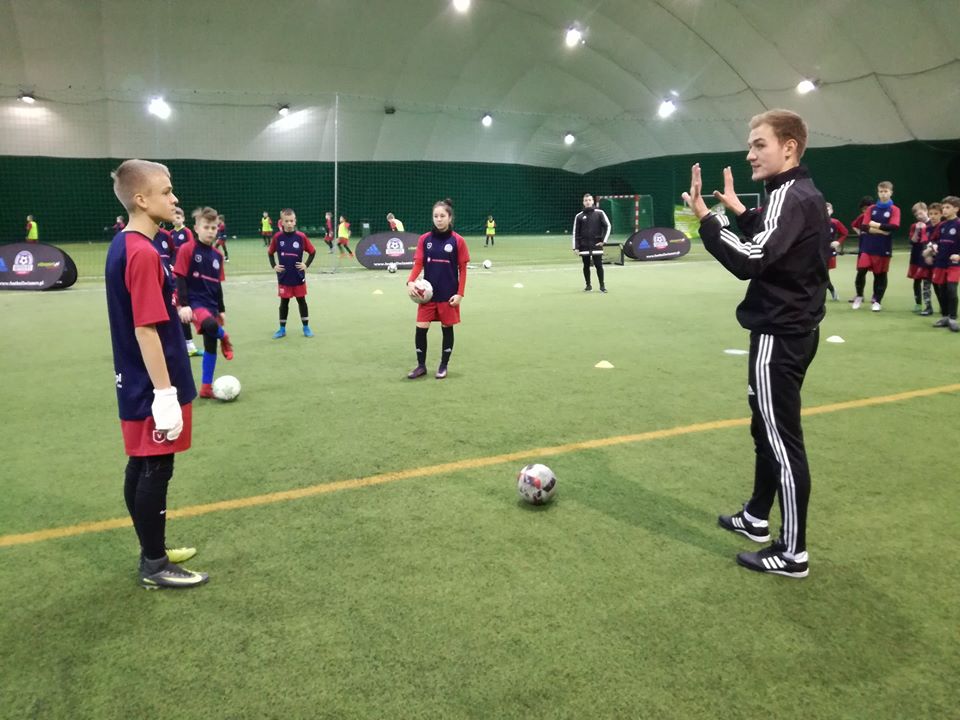 FOOTBALL WINNERS ACADEMY - indywidualny trening piłkarski dla dzieci, Akademia Piłkarska Warszawa http://footballwinners.pl